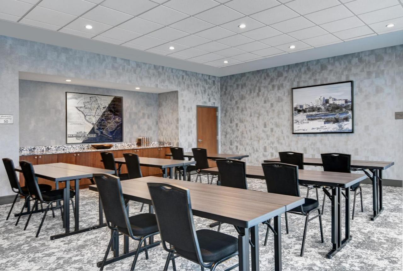 Courtyard By Marriott Hamilton Ξενοδοχείο Εξωτερικό φωτογραφία